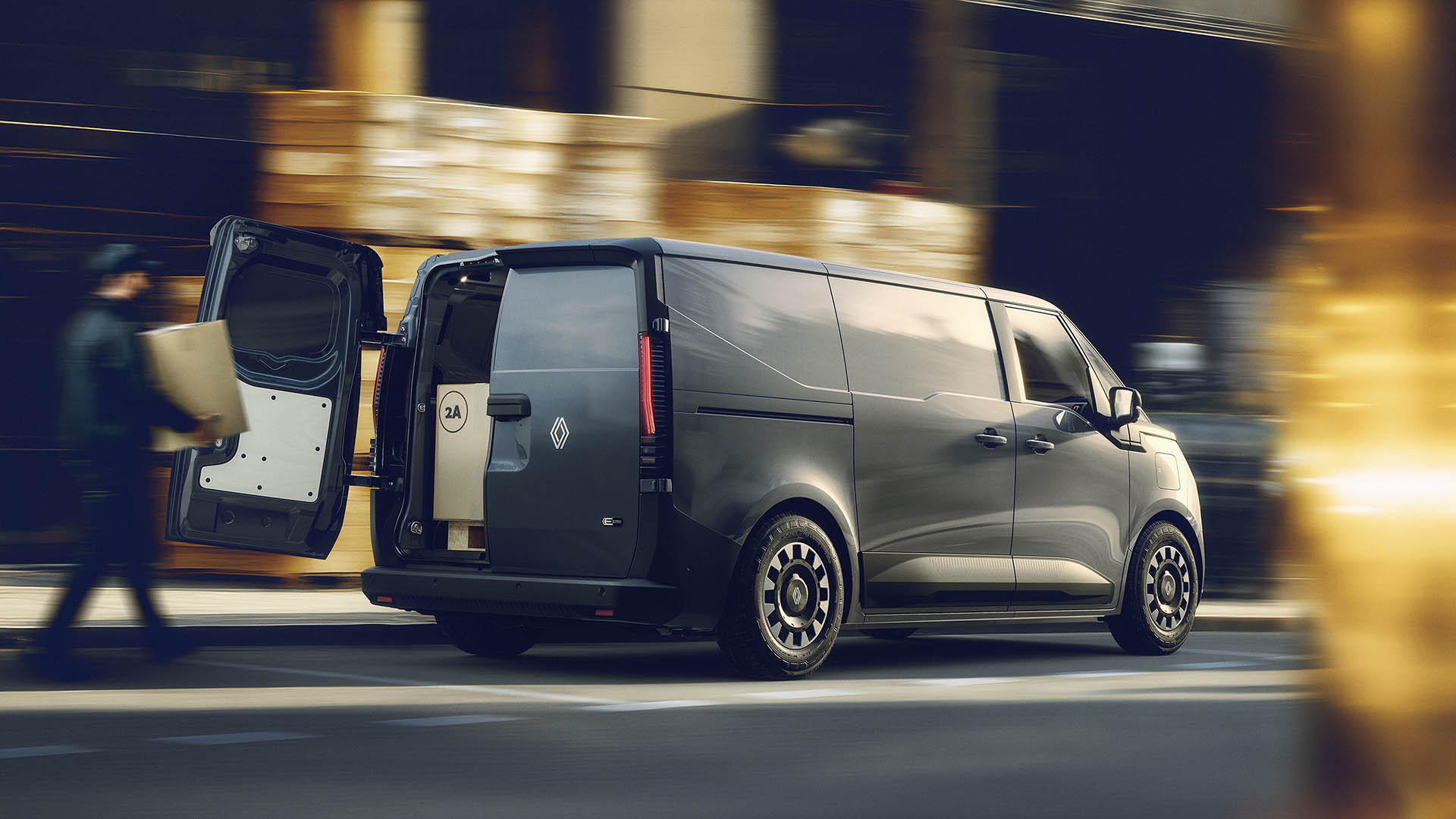 Renault-Trafic-Van-E-Tech-electric-7