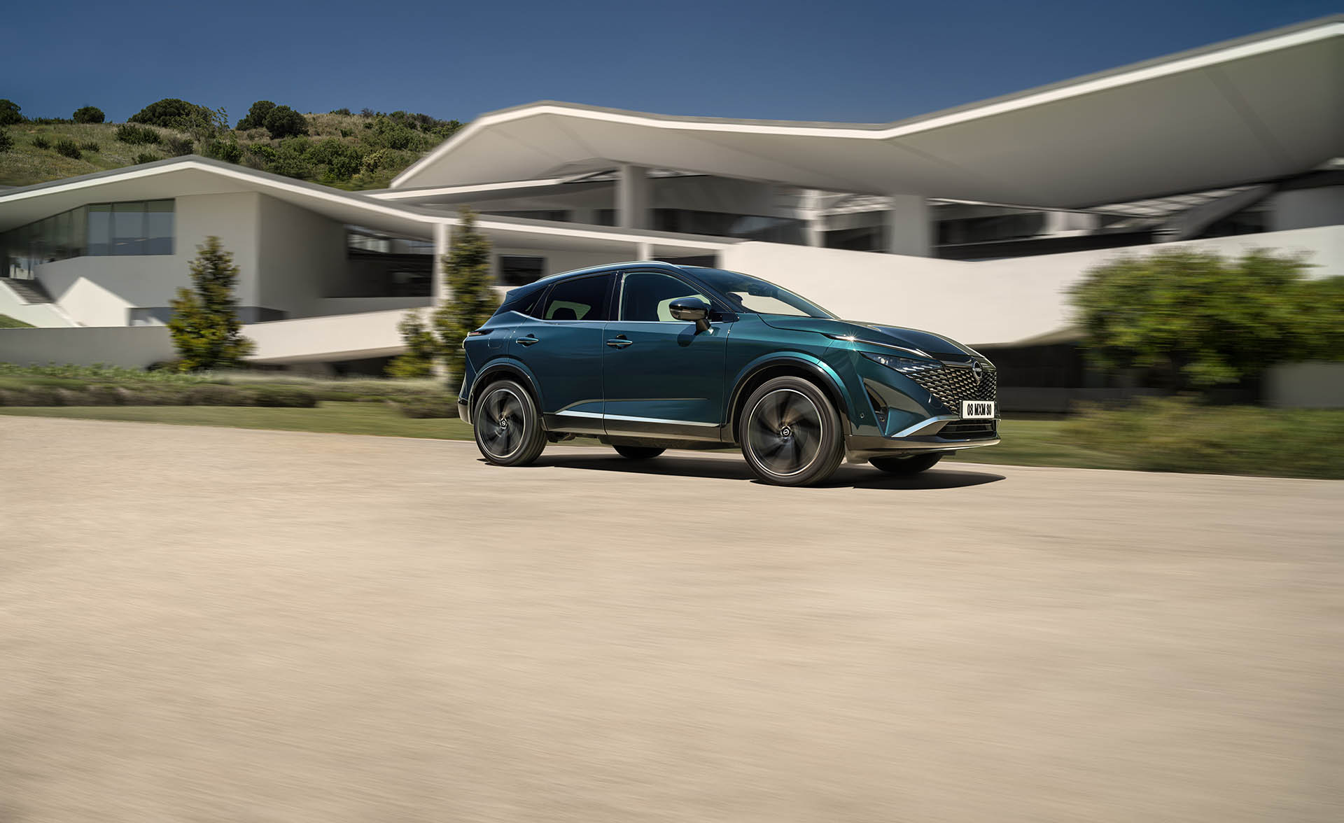 Nissan_QQ_Final_High_005-JPG