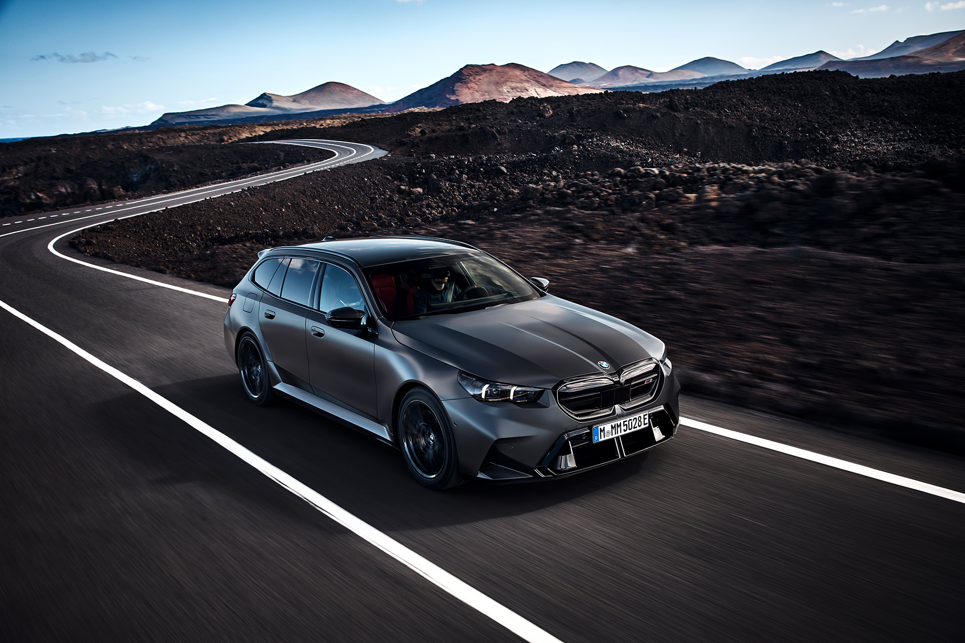 BMW-M5-Touring-8