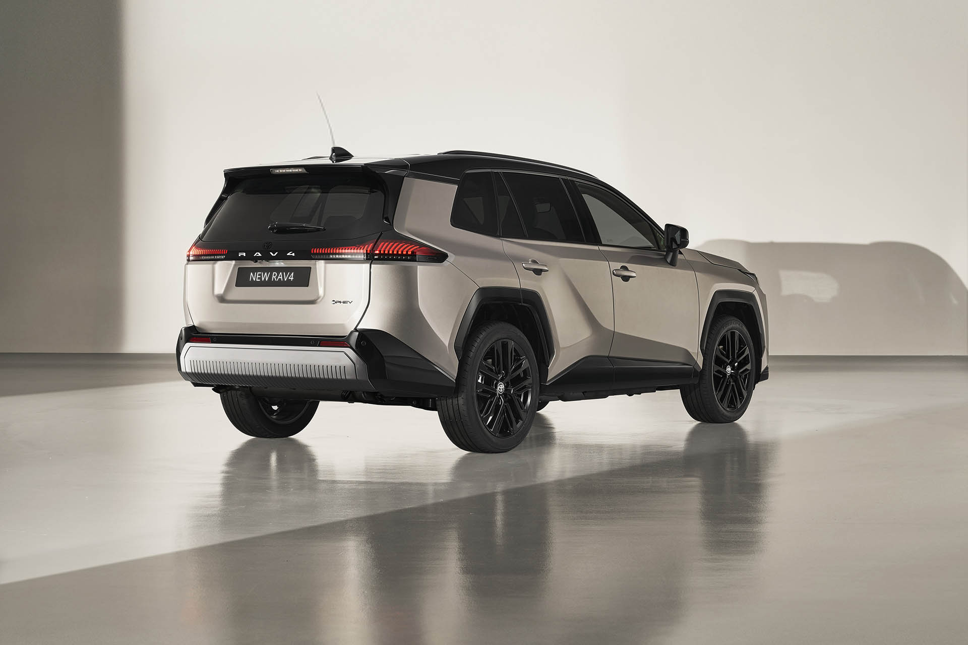 2026_ALL-NEW_RAV4_static_006