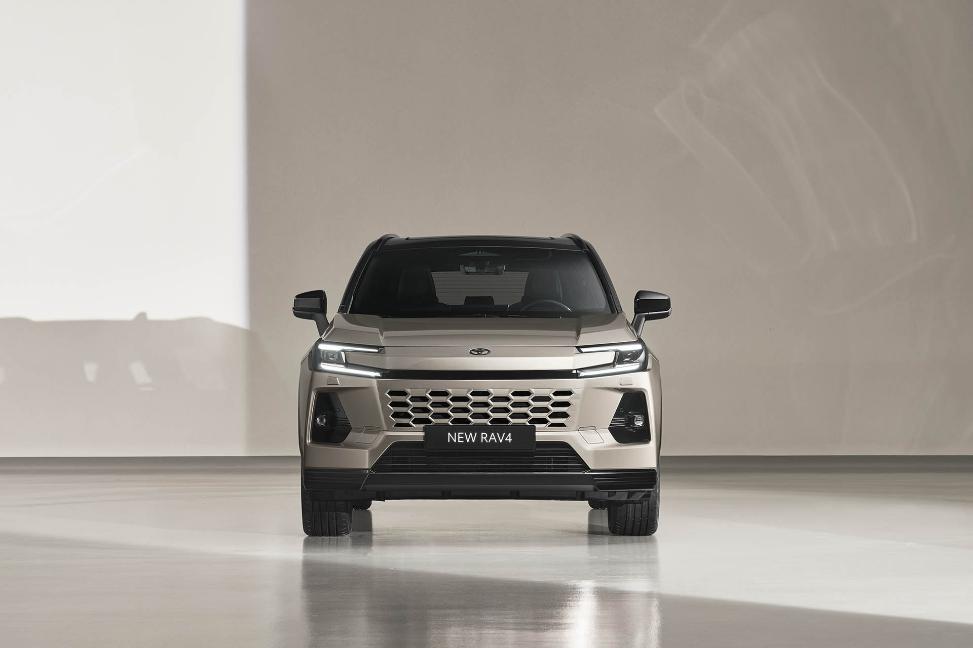 2026_ALL-NEW_RAV4_static_009