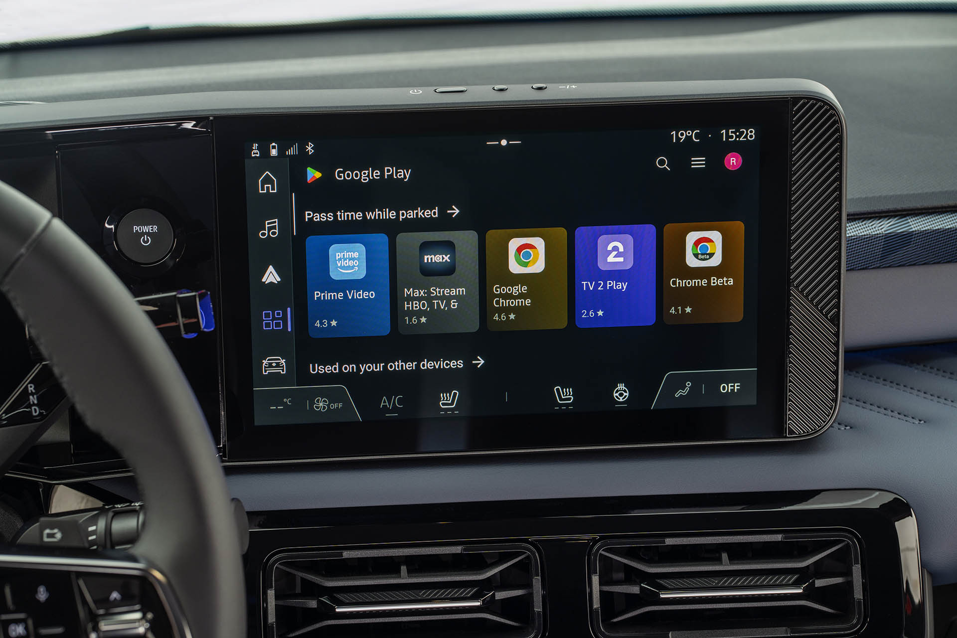 Detailed-view-of-infotainment-screen-showing-apps-on-Google-Play-store